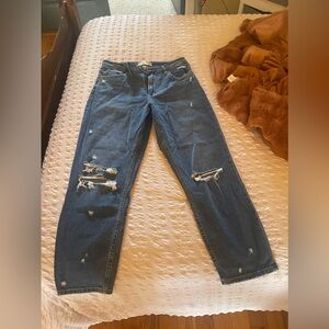 Abercrombie & Fitch The Mom-High Rise Jeans- SIZE 28/6R EXCELLENT CONDITION